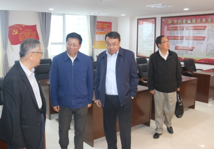 青海省副省長、省國資委黨委書記、主任王黎明，蒞臨省物產(chǎn)集團(tuán)調(diào)研指導(dǎo)工作