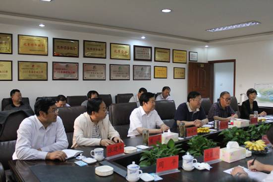 省委常委、副省長駱玉林實地考察物產(chǎn)集團“雙百”行動重點項目
